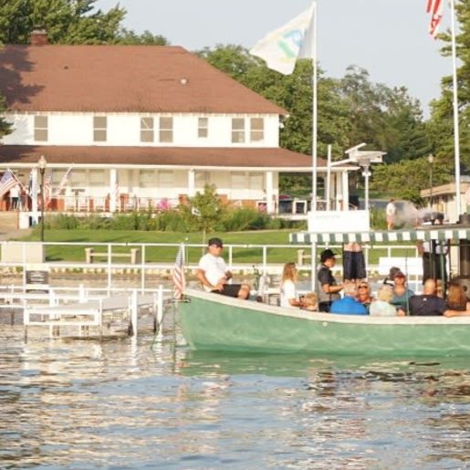 STEAMBOAT RIDES ON MAGNIFICENT CEDAR LAKE